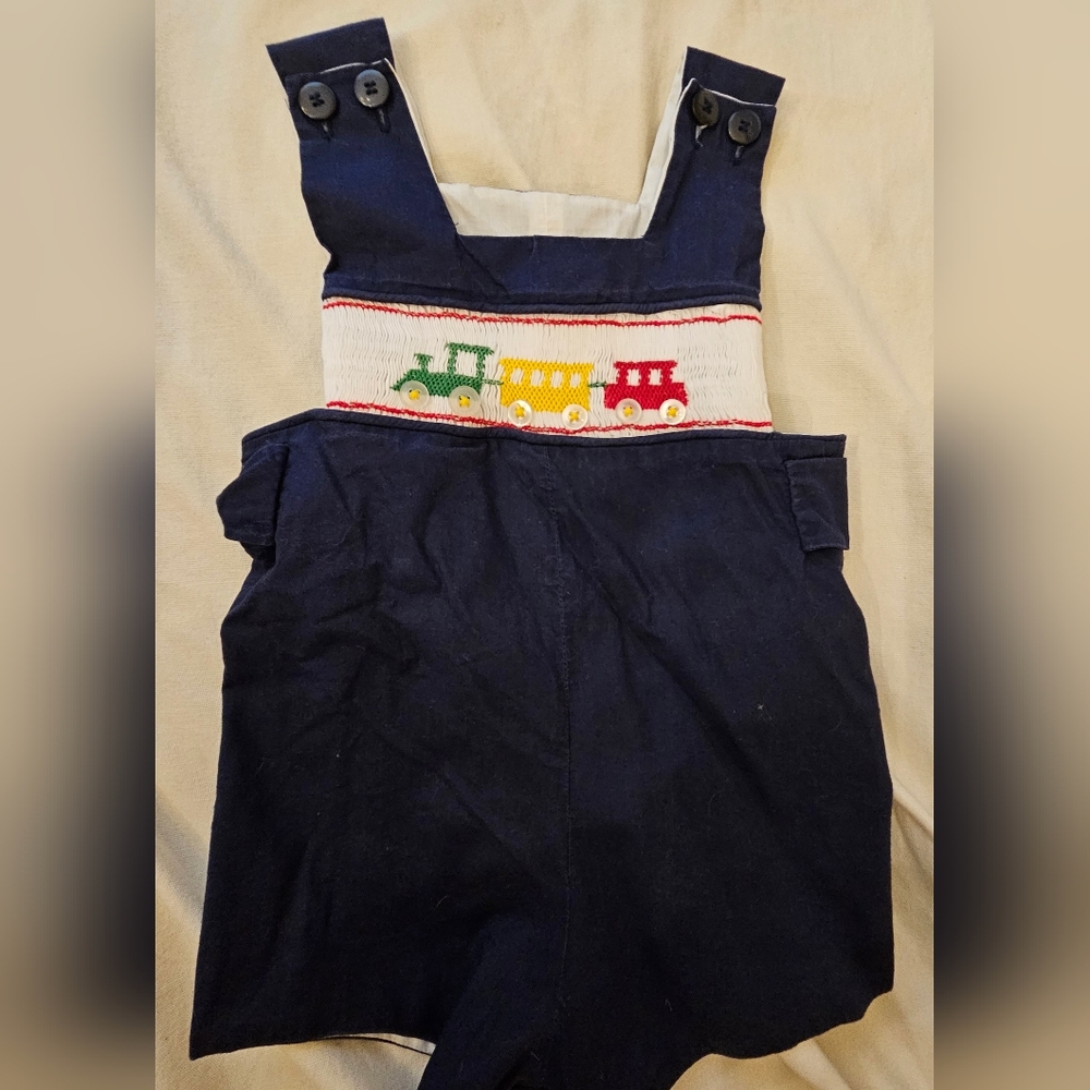 Boys smocked train shortall/ Jon jon